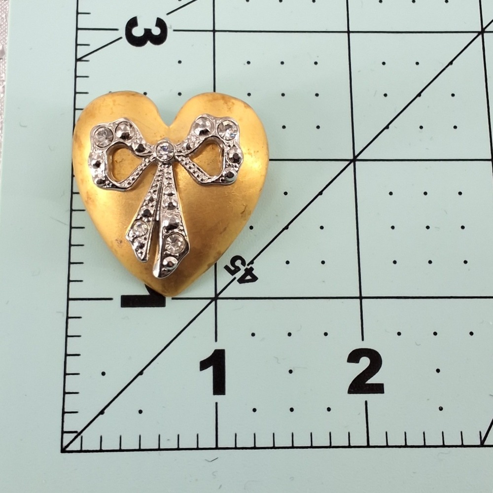 Vintage‎ Gold Puffed Heart Rhinestone Bow Brooch Pin 1.25" - Picture 3 of 6